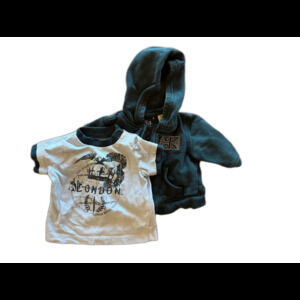 Guess 6 M matching sweatshirt and shirt bundle